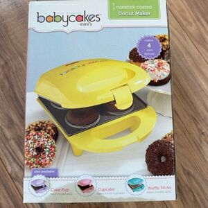 Babycakes Yellow Donut Maker